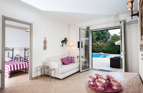 Ragalna Villa | Romantic country house with pool near Etna - DiCasaInSicilia