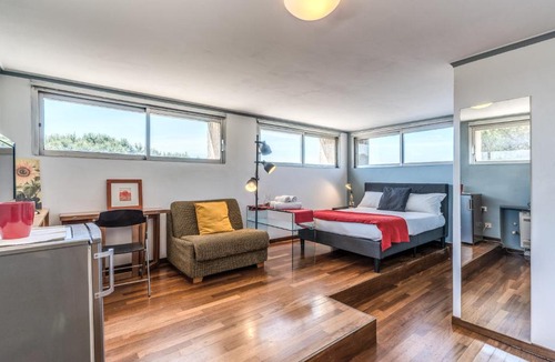 Quartiere XIII Aurelio Apartment | Romantic Vatican Attic Villa Pamphili