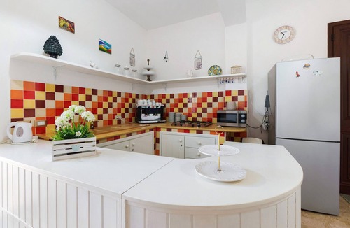 Marinella di Selinunte Apartment | Room 'Demetra Malophoros - 16' with Shared Terrace, Wi-Fi and Air Conditioning