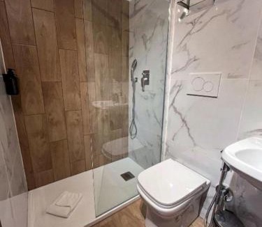 Quartiere XXIV Don Bosco House | Room with Direct View of St Peter's Basilica