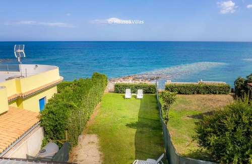 Avola Apartment | Sea Sound - Two Bedroom Apartment, Sleeps 4