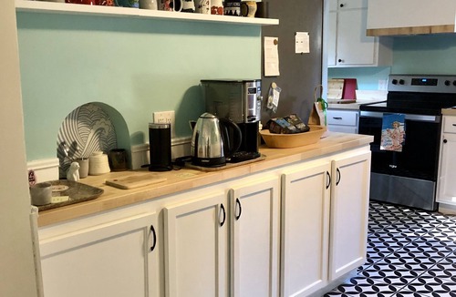 Lake Michigan Beach House | Spacious 3 BDR 3 BA 2 Acre property one minute from Lake Michigan-Dog Friendly!