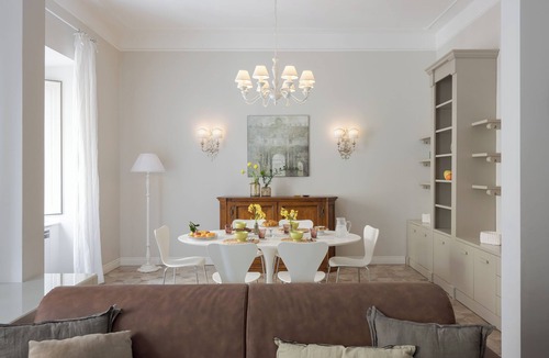 Sallustiano Apartment | Spacious and stylish Embassy Loren flat