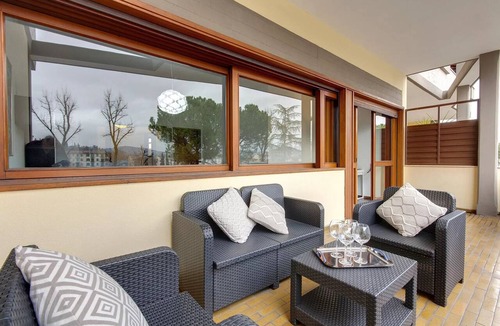 Campo di Marte Apartment | Spacious Florence Apartment with Arno View Terrace Near Piazzale Michelangelo
