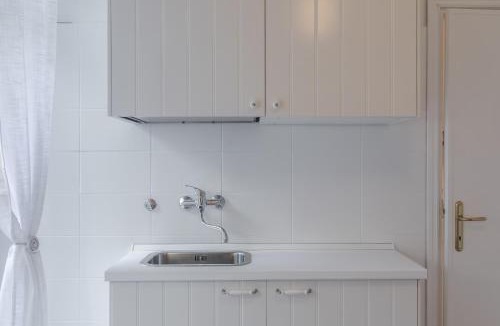Rione III Colonna Apartment | Spagna Via Frattina Apartment