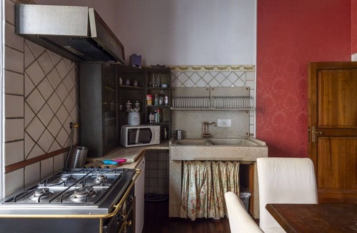 Rione IV Campo Marzio Apartment | Spanish Steps Luxury Apartment