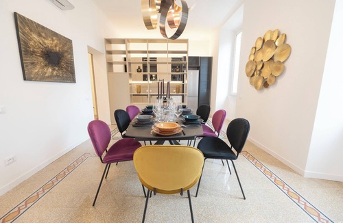 Repubblica Apartment | Splendor Eternal 3BR Apartment
