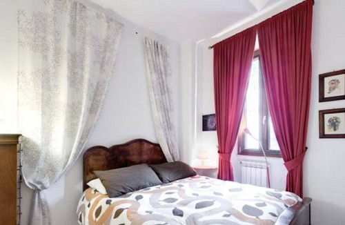Vatican Apartment | Stately home overlooking the Vatican walls