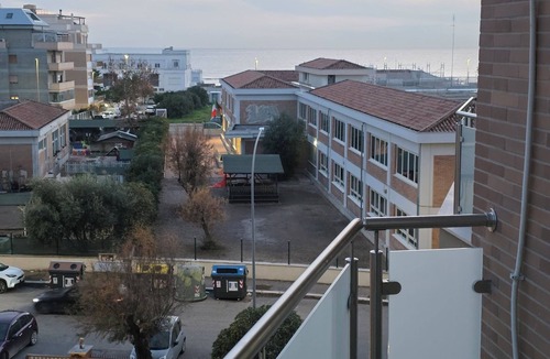 Quartiere XXXIV Lido di Ostia Levante Apartment | Stephen's Tourist Accommodation