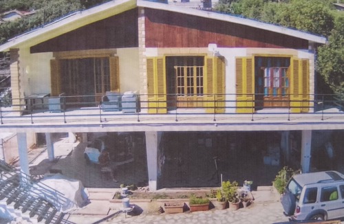 Termini Imerese Apartment | Stunning 2 bedroom self-catering apartment with wifi and AC in Sicilia