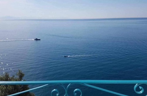 Castiglione Apartment | Stunning 5-guests apartment 2 km from Amalfi