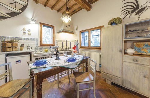 Monteroni d'Arbia House | Stunning home in Monteroni d´Arbia SI with WiFi
