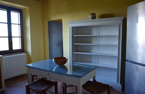 Asciano Apartment | Stunning "La Quercia" Apartment in a Country House with a Pool and Panoramic View