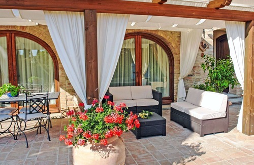 Castelfiorentino Villa | Stunning private villa for 6 guests with pool, WIFI, TV, terrace and panoramic view