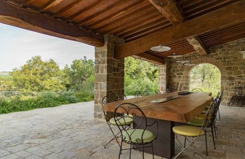 Radda in Chianti Villa | Stunning private villa for 12 guests with A/C, WIFI, private pool, close to Greve In Chianti
