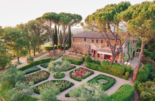 San Pietro in Bossolo Villa | Stunning private villa for 12 guests with A/C, private pool, WIFI, TV, patio and panoramic view