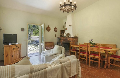 San Romano in Garfagnana House | Stunning private villa for 6 guests with WIFI, TV, patio and pets allowed