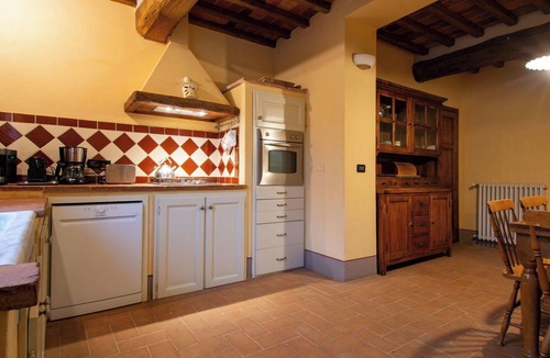 SantʼAndrea di Compito Villa | Stunning private villa for 10 guests with private pool, WIFI, TV, balcony and pets allowed