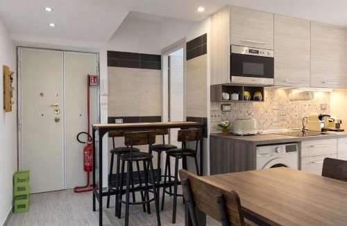 Pigneto Apartment | Stylish 3BR in Artsy Pigneto 2 Min to Metro
