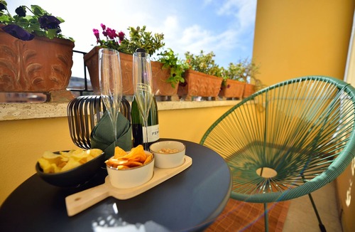 Quartiere XVII Trieste Apartment | Stylish Apartment for 4 near Metro B1 - Easy Access to Rome Center