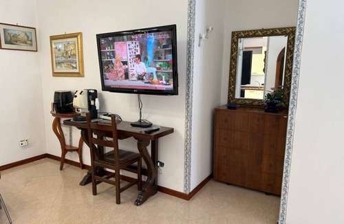 Licola Apartment | Suite Ermosa: Apartment with Private Garden, Wi-Fi, and Air Conditioning