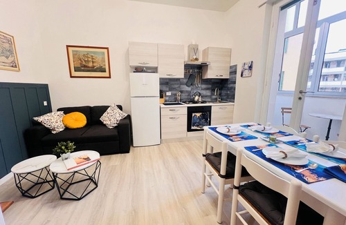 Livorno Apartment | Sunny Sands Apartment