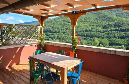 San Marcello Pistoiese Apartment | Terrazza con Vista - Relax in Montagna