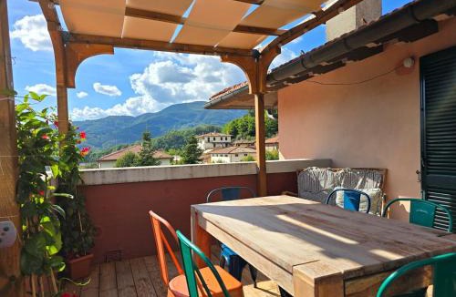 San Marcello Pistoiese Apartment | Terrazza con Vista - Relax in Montagna