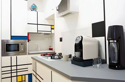 Rione VI Parione Apartment | The Best Nest - Home Suite Home, Where Ancient Rome's Allure Meets Modern Luxury