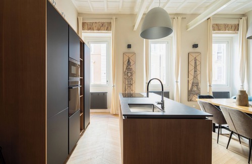 Rione III Colonna Apartment | THE BREAK - CAMPO MARZIO MAISON DELUXE