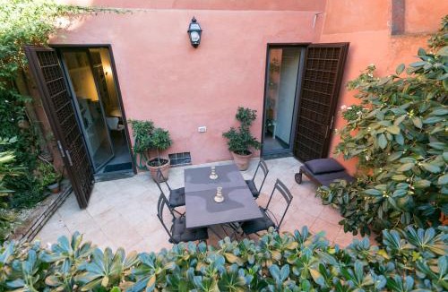 Trastevere Apartment | The Cedar Apartment