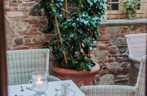 Lucca Historical Center Apartment | The Lucca Heritage Retreat, a Spacious Home with Outdoor inside the Walls of Lucca