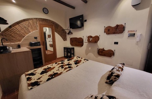 Rione XI Sant'Angelo Apartment | The Rabbit Hole