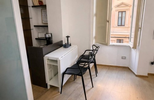 Rione VIII Sant'Eustachio Apartment | The Window Of The Gods - Pantheon