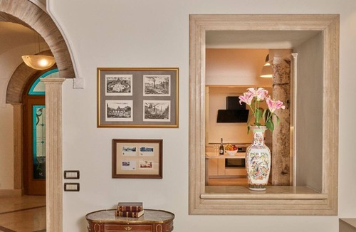 Rome City Centre Apartment | TreasureRome Trevi Signature Penthouse