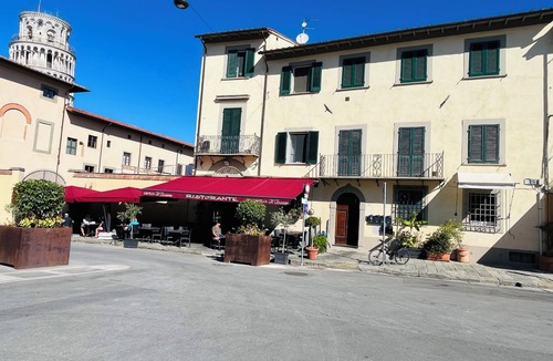 Pisa City Centre Apartment | Under The Tower Pisa