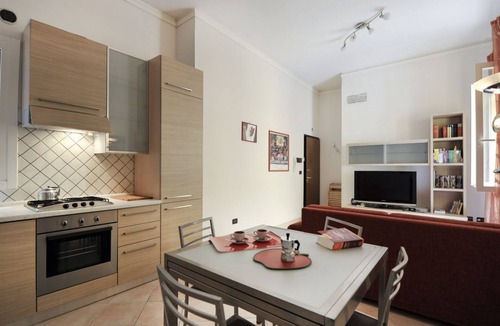 Historic Center Apartment | UR-NEST San Felice, Modern and comfortable one bedroom apartment
