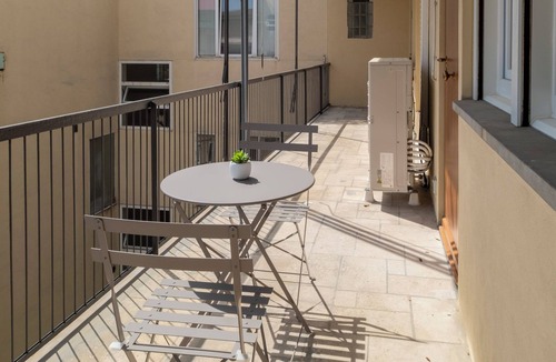 Historic Center Apartment | Urbanicooh Cavour Rooms&Suite