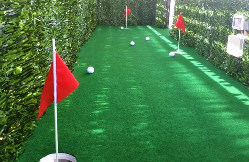 Quartiere XIII Aurelio Apartment | Vatican Large Group/Family Retreat: Metro Line A, Pool Table, Wellputt & Mini-Golf