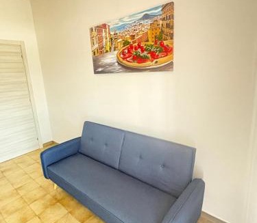 Santa Maria la Carita Apartment | Vesuvio Gate appartamento elegante tra storia e mare
