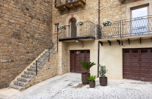 Mistretta Apartment | Vico degli Orti 'Room 1' with Mountain View, Wi-Fi, and Air Conditioning