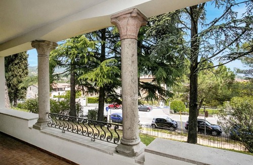 Salo Apartment | Villa Alberti Apt Bruna 900m from Garda lake w/shared garden, Salò, Italy
