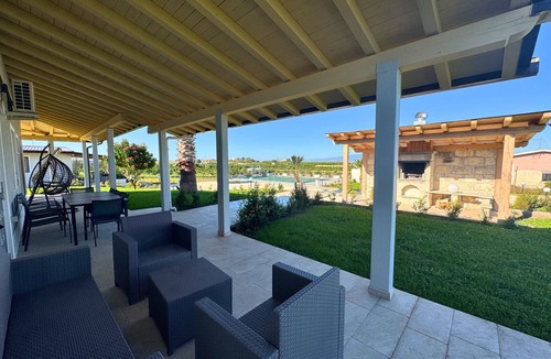 Melilli House | Villa Aurelia | Private Pool, 10 Guests, Near the Sea