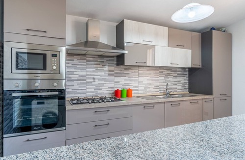 Solarino Apartment | Villa Caterina with Mountain View, Wi-Fi and Air Conditioning