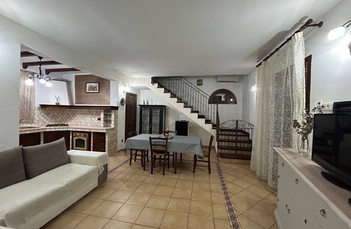 Castellammare del Golfo House | Villa DeLux with Mountain Views, Heated Hot Tub, Garden, and Wi-Fi