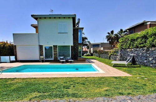 Mascalucia Villa | Villa Gloria Maria, Swimming Pool - CIN:IT087024C2QQKFD6UP