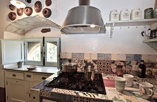 Chiaramonte Gulfi Villa | Villa in Chiaramonte Gulfi with 3 bedrooms sleeps 8