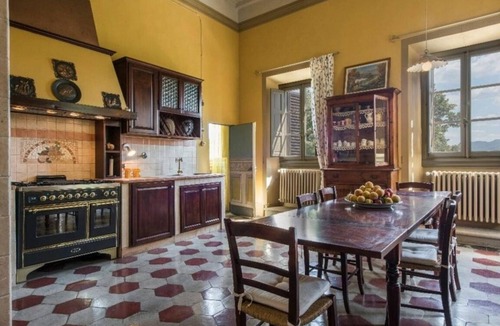 Rignano sull'Arno Villa | Villa in San Martino with 6 bedrooms sleeps 12