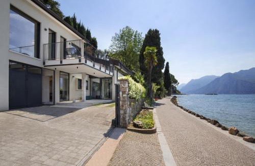Malcesine Villa | Villa Locchi with private Pier