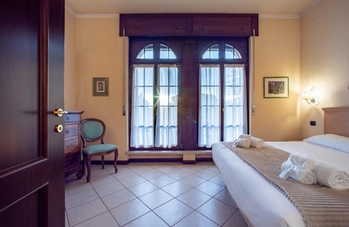 Borgo Milano Apartment | Villa Mainard, Rigoletto Historic Villa